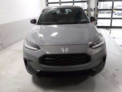 Used 2023 Honda HR-V Sport image 4