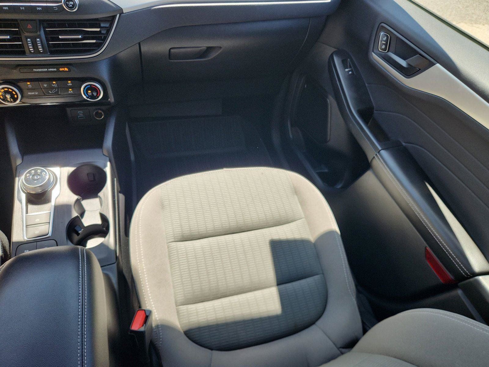 Certified 2022 Ford Escape S AWD/4WD image 27