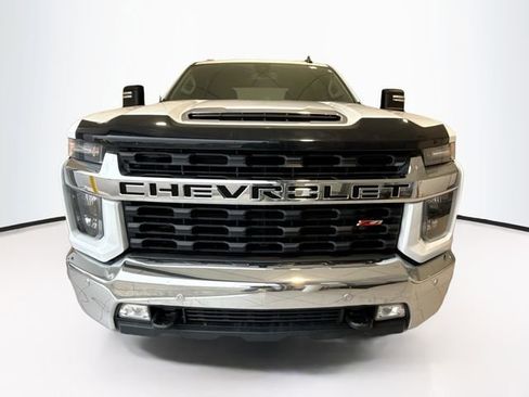 Used 2023 Chevrolet Silverado 3500 LT w/ Convenience Package image 2