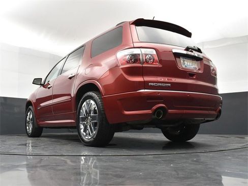 Used 2012 GMC Acadia Denali image 22