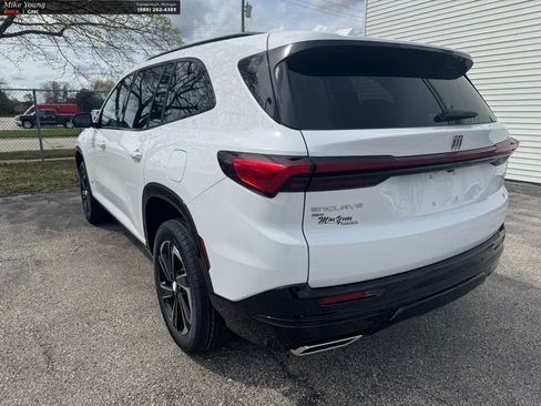 New 2026 Buick Enclave Sport Touring w/ LPO, Floor Liner Package AWD/4WD image 4