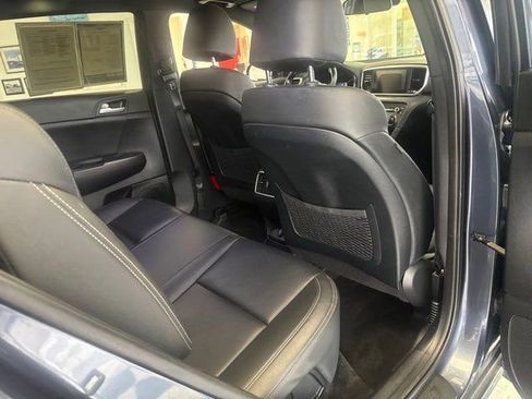 Used 2020 Kia Sportage S w/ S Sunroof Package image 12