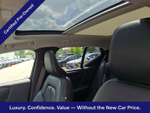 Certified 2024 Volvo XC40 B5 Ultimate w/ Protection Package Premier AWD/4WD image 15