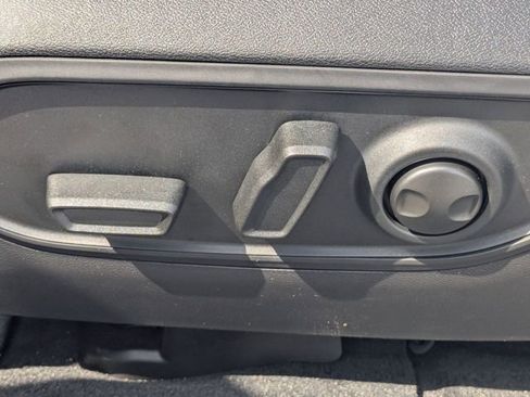 New 2026 Jeep Cherokee Limited AWD/4WD image 15