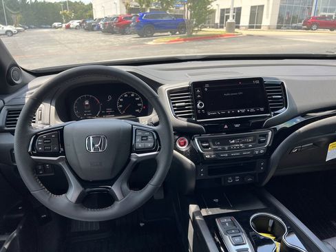 New 2026 Honda Ridgeline Black Edition image 13