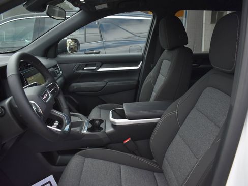 New 2026 GMC Terrain Elevation w/ Black Edition image 13