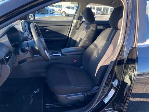 Used 2024 Nissan Sentra SV image 13