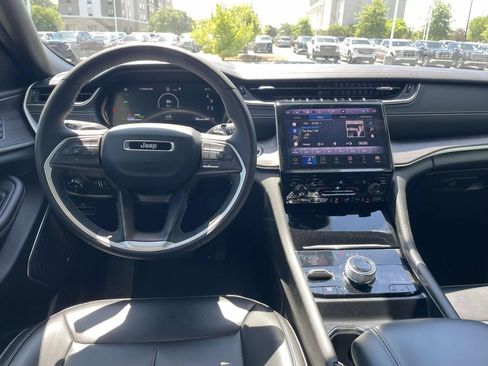 Used 2024 Jeep Grand Cherokee Limited 4xe AWD/4WD image 13