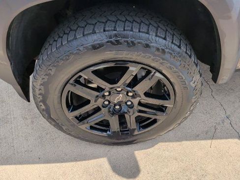 Used 2023 Chevrolet Colorado Trail Boss AWD/4WD image 32