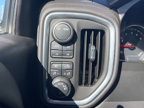 Used 2021 Chevrolet Silverado 1500 LT Trail Boss w/ Bed Protection Package AWD/4WD image 24