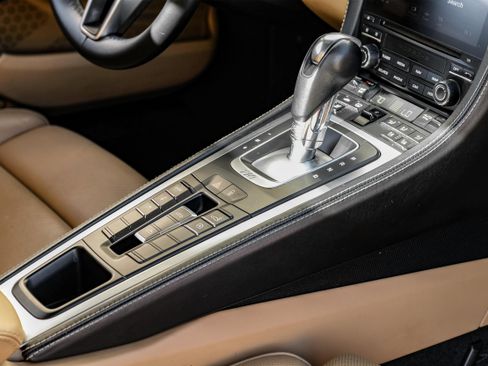 Used 2017 Porsche 718 Boxster image 18