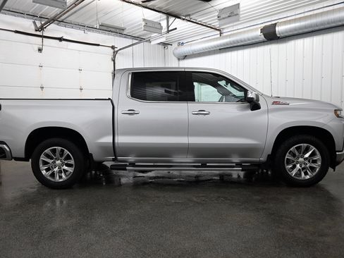 Used 2021 Chevrolet Silverado 1500 LTZ image 32