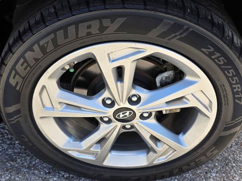 Used 2023 Hyundai Kona SEL AWD/4WD image 41