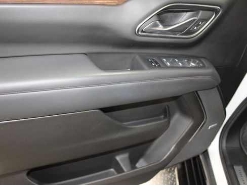 Used 2024 Chevrolet Tahoe High Country image 37