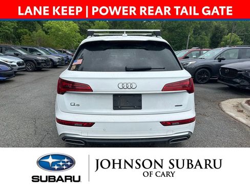 Used 2022 Audi Q5 2.0T Premium w/ Convenience Package AWD/4WD image 4