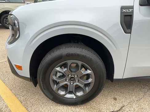 Used 2025 Ford Maverick XLT w/ Equipment Group 302A image 6