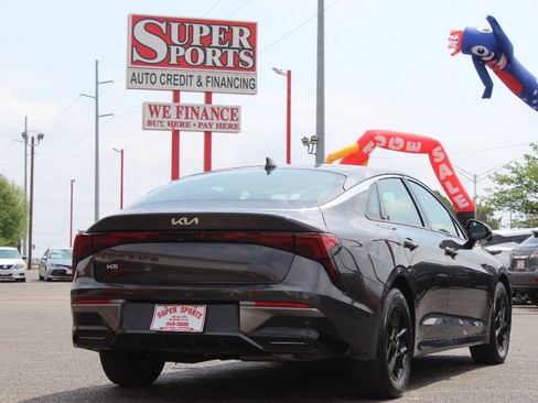 Used 2025 Kia K5 LXS FWD image 4