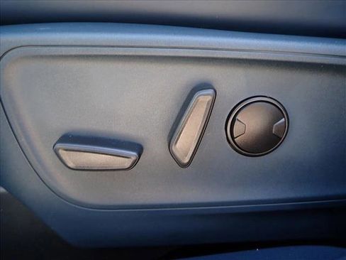 New 2026 Ford Maverick Lariat w/ 4K Tow Package image 11