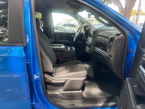 Used 2025 Chevrolet Silverado 1500 Custom w/ Turbomax Blackout Package RWD image 19