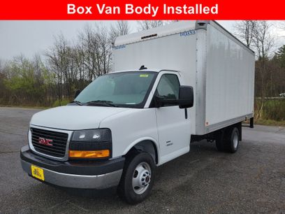 New 2025 GMC Savana 4500 w/ Power Convenience Package