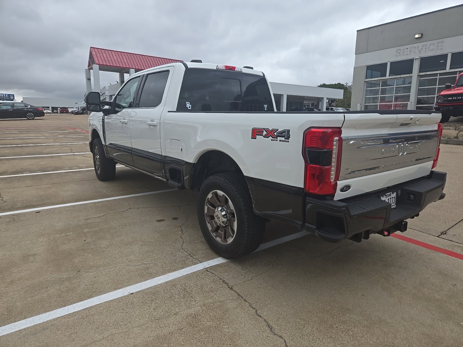 Used 2024 Ford F250 King Ranch w/ FX4 Off-Road Package AWD/4WD image 11