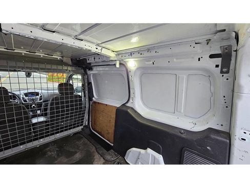 Used 2016 Ford Transit Connect XLT image 31
