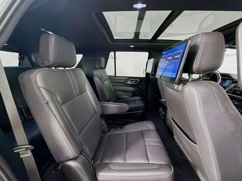 Used 2022 Chevrolet Tahoe RST w/ Luxury Package RWD image 35