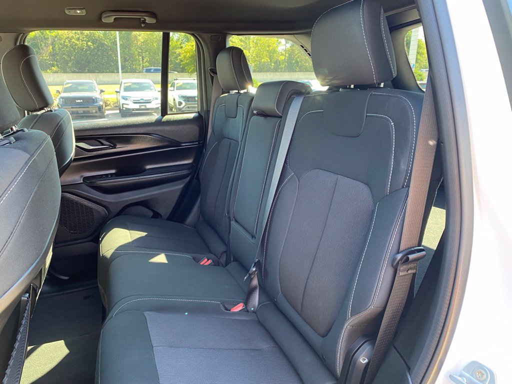 Used 2025 Jeep Grand Cherokee Laredo w/ MOPAR Finishing Package RWD image 25