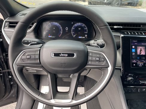 New 2026 Jeep Grand Cherokee Laredo X RWD image 17