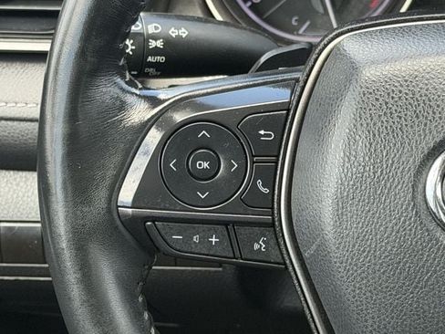 Used 2023 Toyota Camry SE w/ Convenience Package FWD image 14