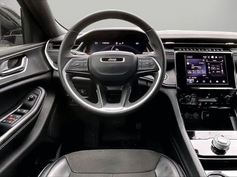 Certified 2023 Jeep Grand Cherokee L Laredo AWD/4WD image 12