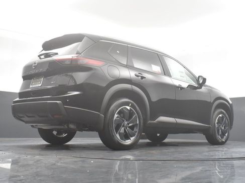 New 2026 Nissan Rogue SV w/ SV Premium Package image 31