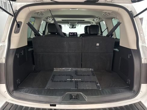Used 2022 Nissan Armada SL w/ Captain's Chairs Package image 35