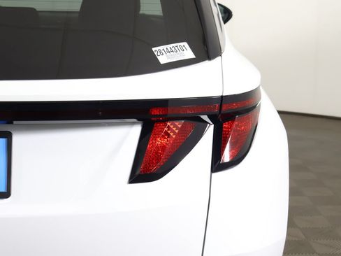 Used 2024 Hyundai Tucson SEL FWD image 16