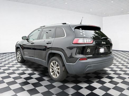 Used 2019 Jeep Cherokee Latitude Plus FWD image 6