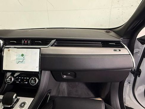 Used 2025 Jaguar F-PACE R-Dynamic S image 38