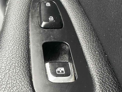 Used 2022 Kia Stinger GT-Line w/ Sun & Sound Package AWD/4WD image 31