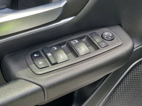 Used 2022 RAM 1500 Big Horn RWD image 27