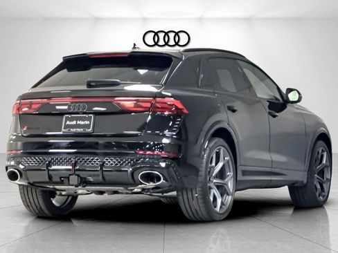 New 2025 Audi RS Q8 performance image 5