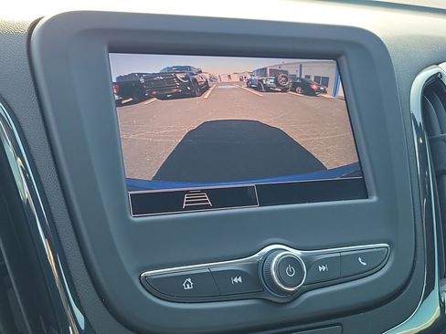 Used 2024 Chevrolet Equinox RS FWD image 27