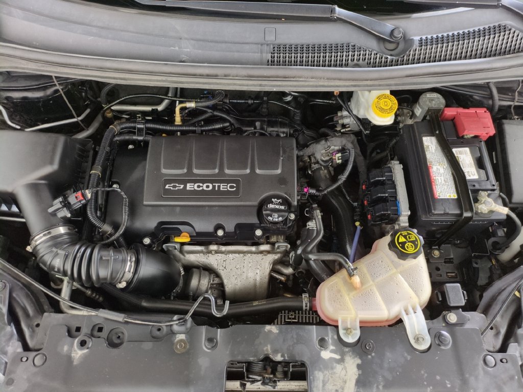 Used 2019 Chevrolet Sonic LT w/ Convenience Package FWD image 26
