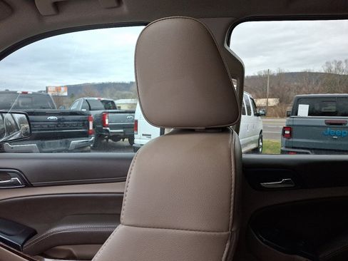 Used 2020 Chevrolet Tahoe LT image 17
