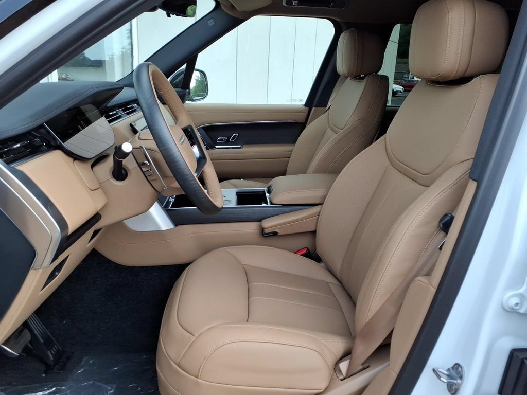New 2026 Land Rover Range Rover SE AWD/4WD image 10
