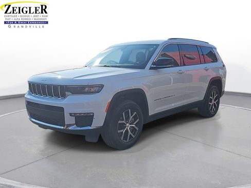 Used 2023 Jeep Grand Cherokee L Limited w/ Luxury Tech Group II image 1