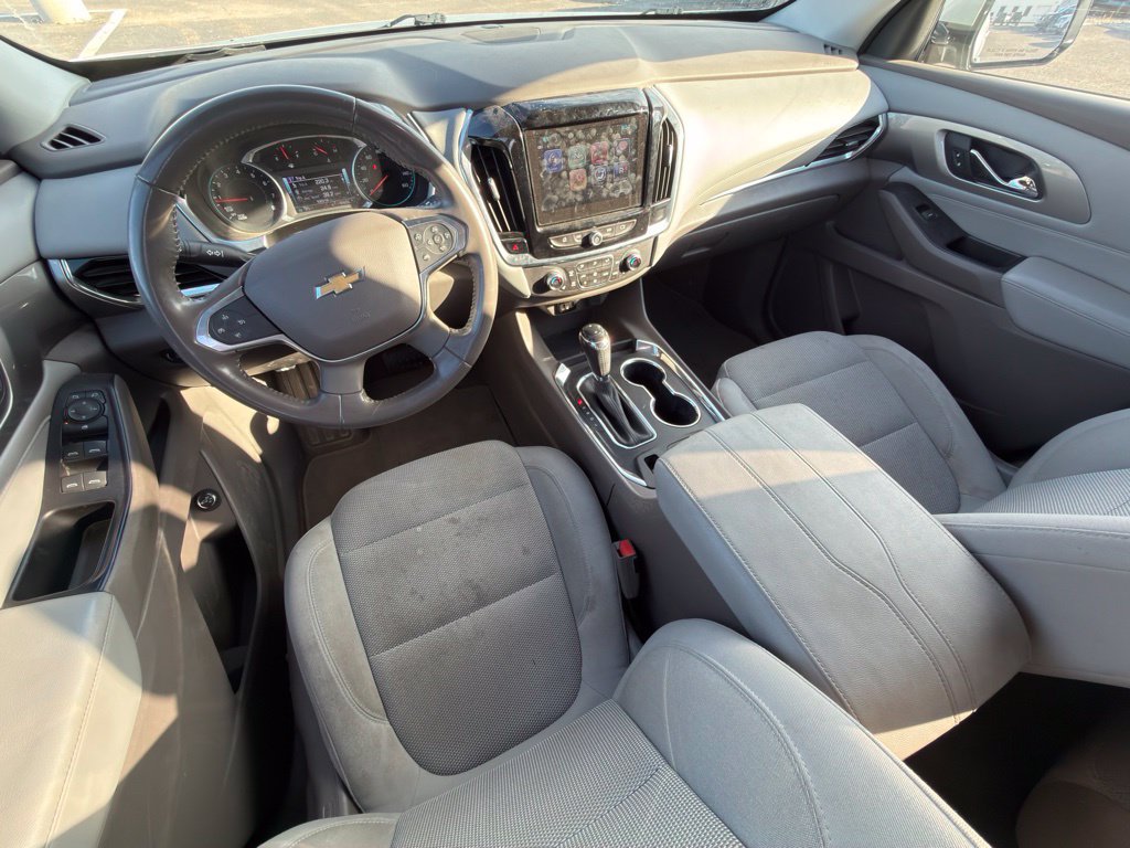 Used 2018 Chevrolet Traverse LT FWD image 9
