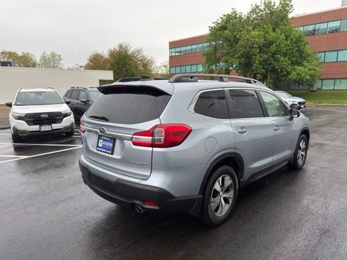Used 2019 Subaru Ascent Premium AWD/4WD image 5