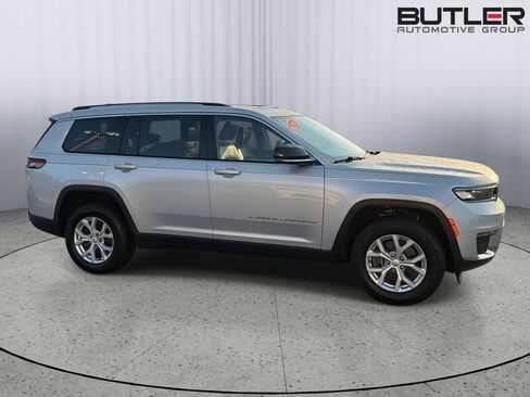 Used 2024 Jeep Grand Cherokee L Limited AWD/4WD image 7