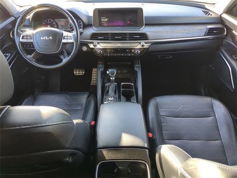 Used 2022 Kia Telluride SX w/ SX Prestige Package image 15