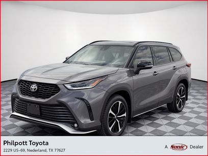 Used 2022 Toyota Highlander XSE