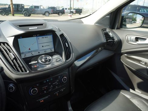 Used 2017 Ford Escape Titanium AWD/4WD image 18